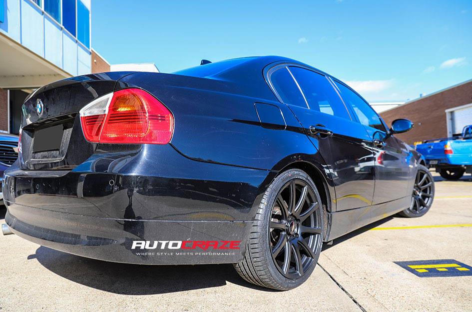 BMW 3 SERIES CARBINE SATIN BLACK